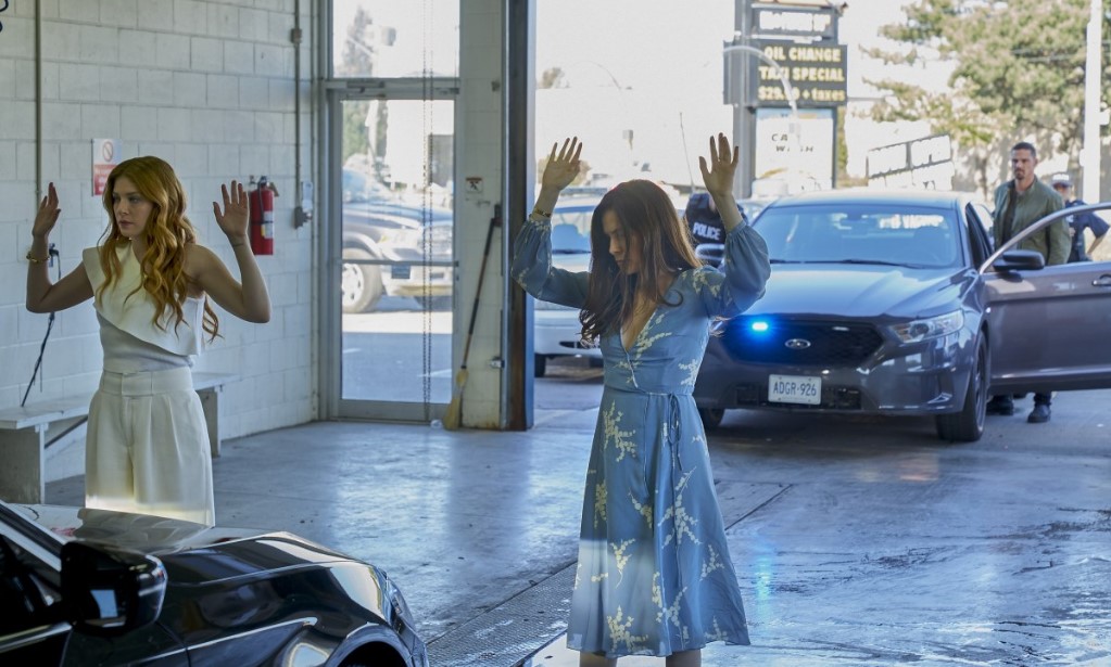 Mary Kills People Season 3