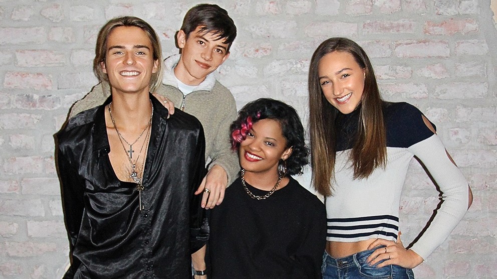 Tall Girl (2019) Cast
