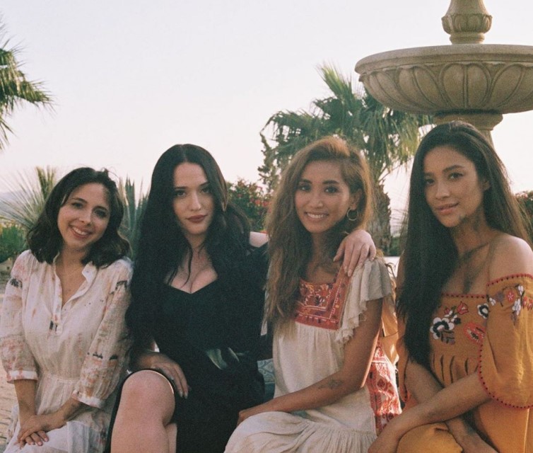 Dollface TV Series (2019)