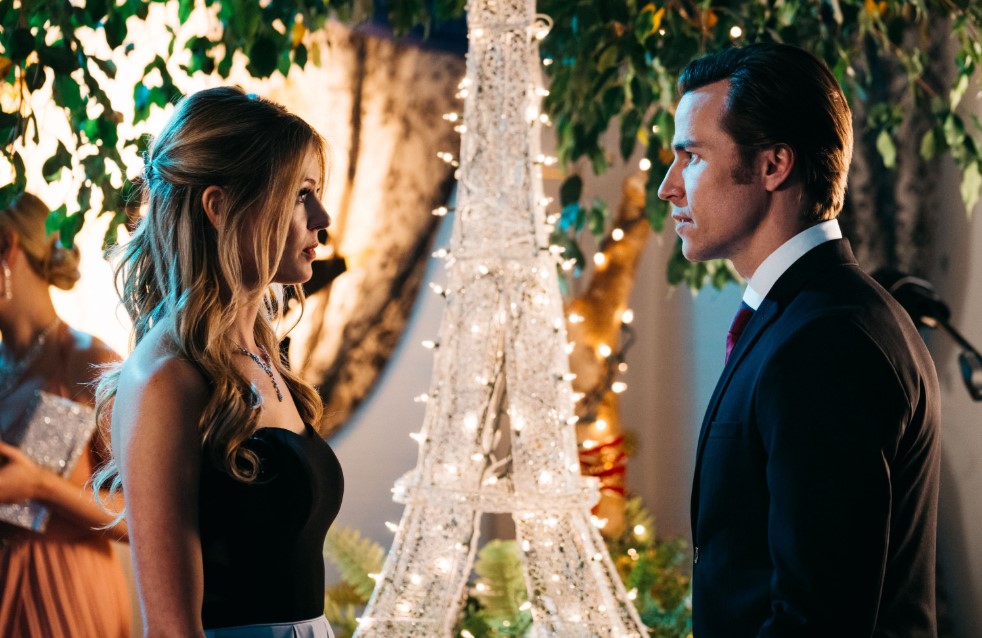 Christmas in Paris (2019)