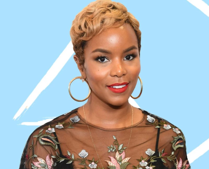 This image has an empty alt attribute; its file name is LeToya-Luckett-Walker.jpg